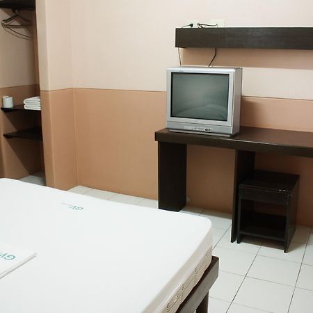 Gv Hotel - Naval Biliran Esterno foto