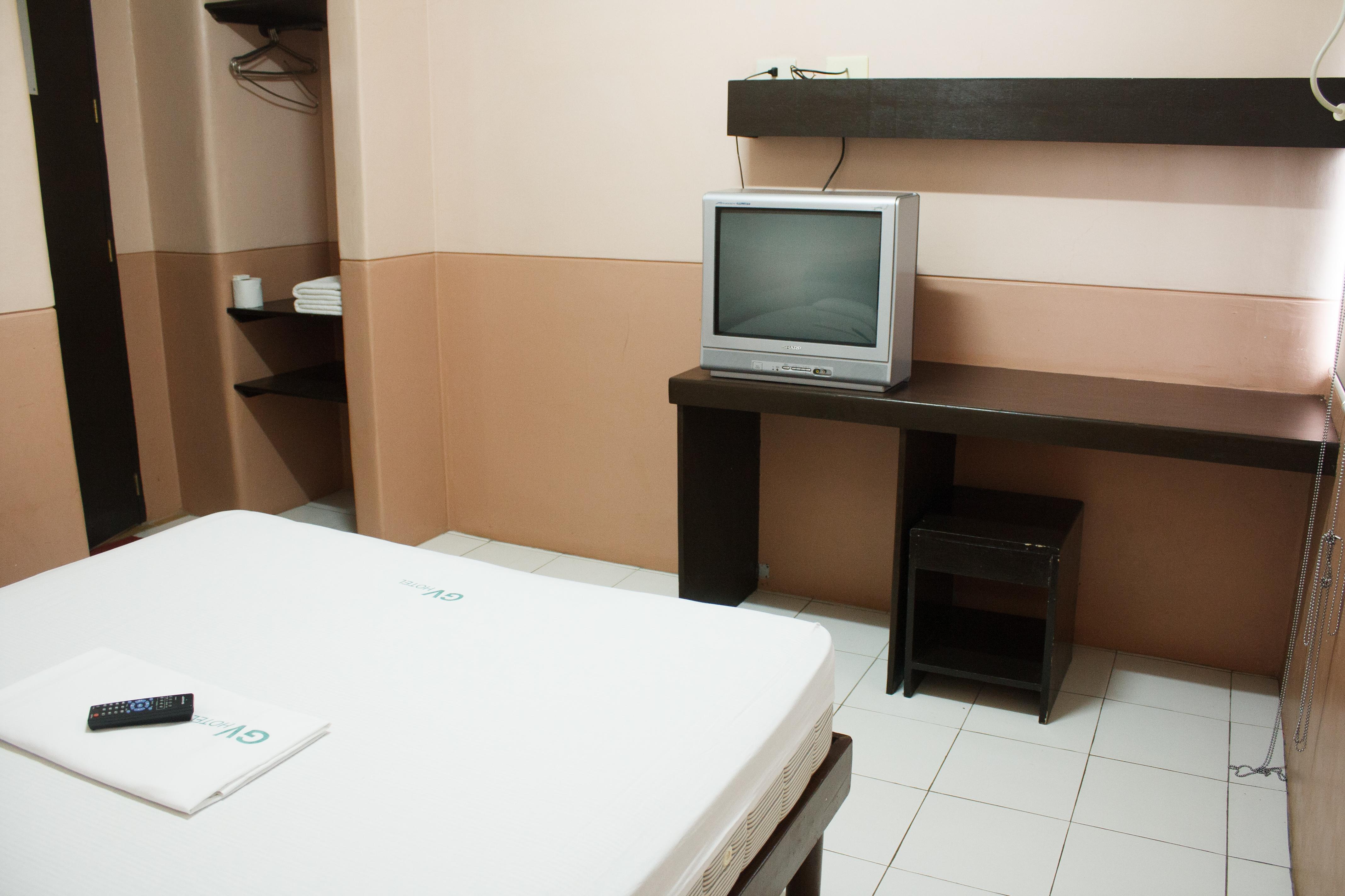 Gv Hotel - Naval Biliran Esterno foto
