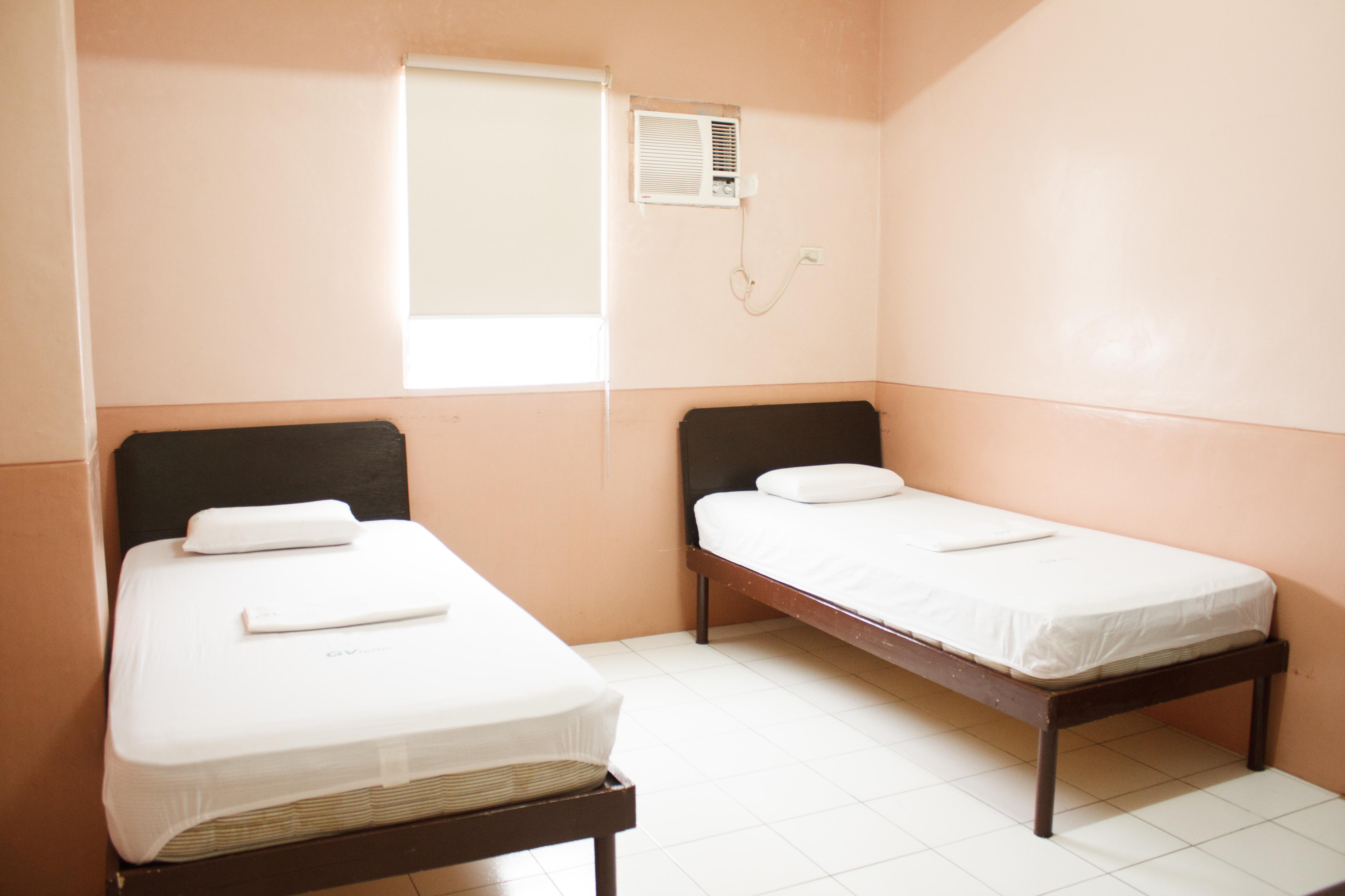 Gv Hotel - Naval Biliran Esterno foto