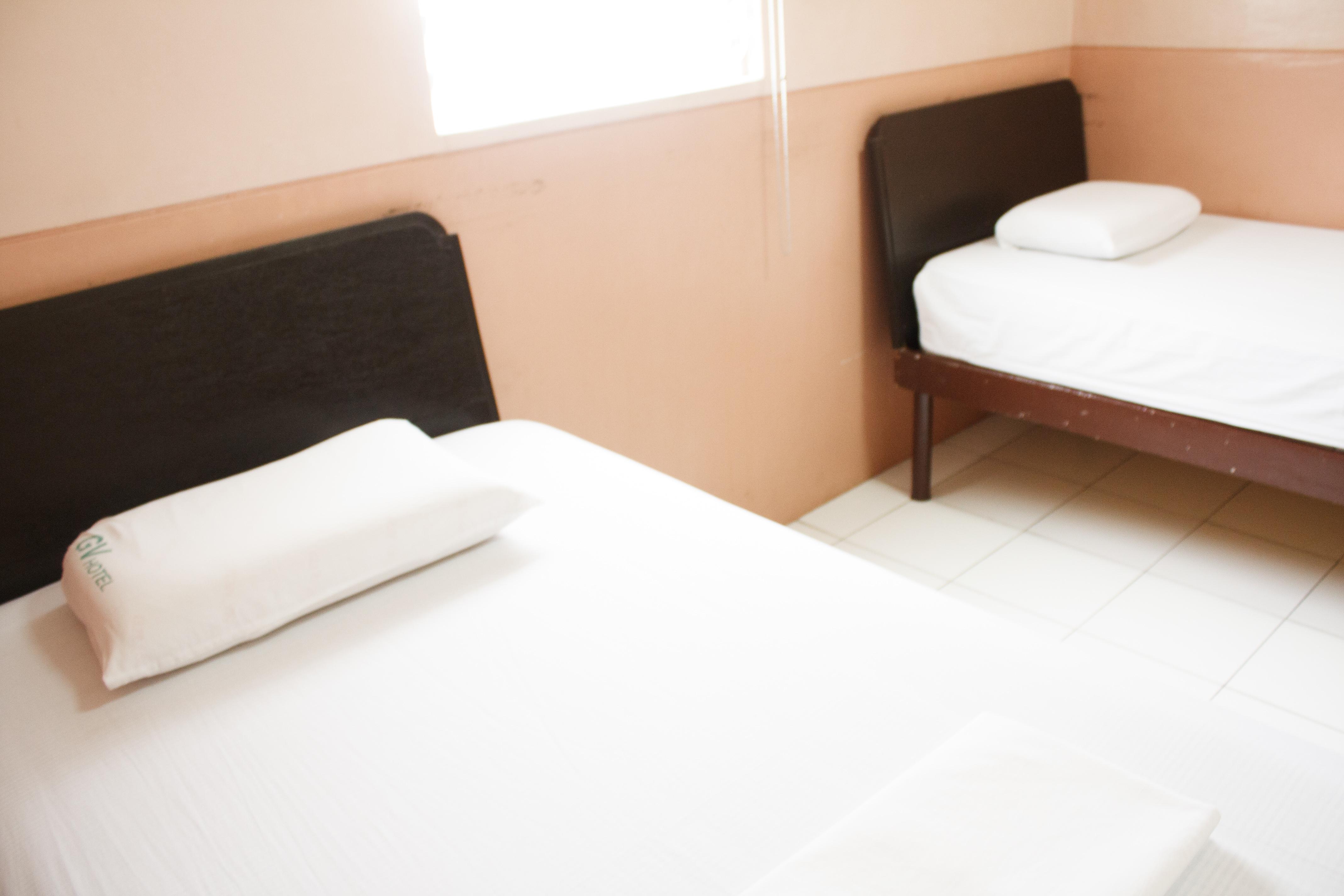 Gv Hotel - Naval Biliran Esterno foto