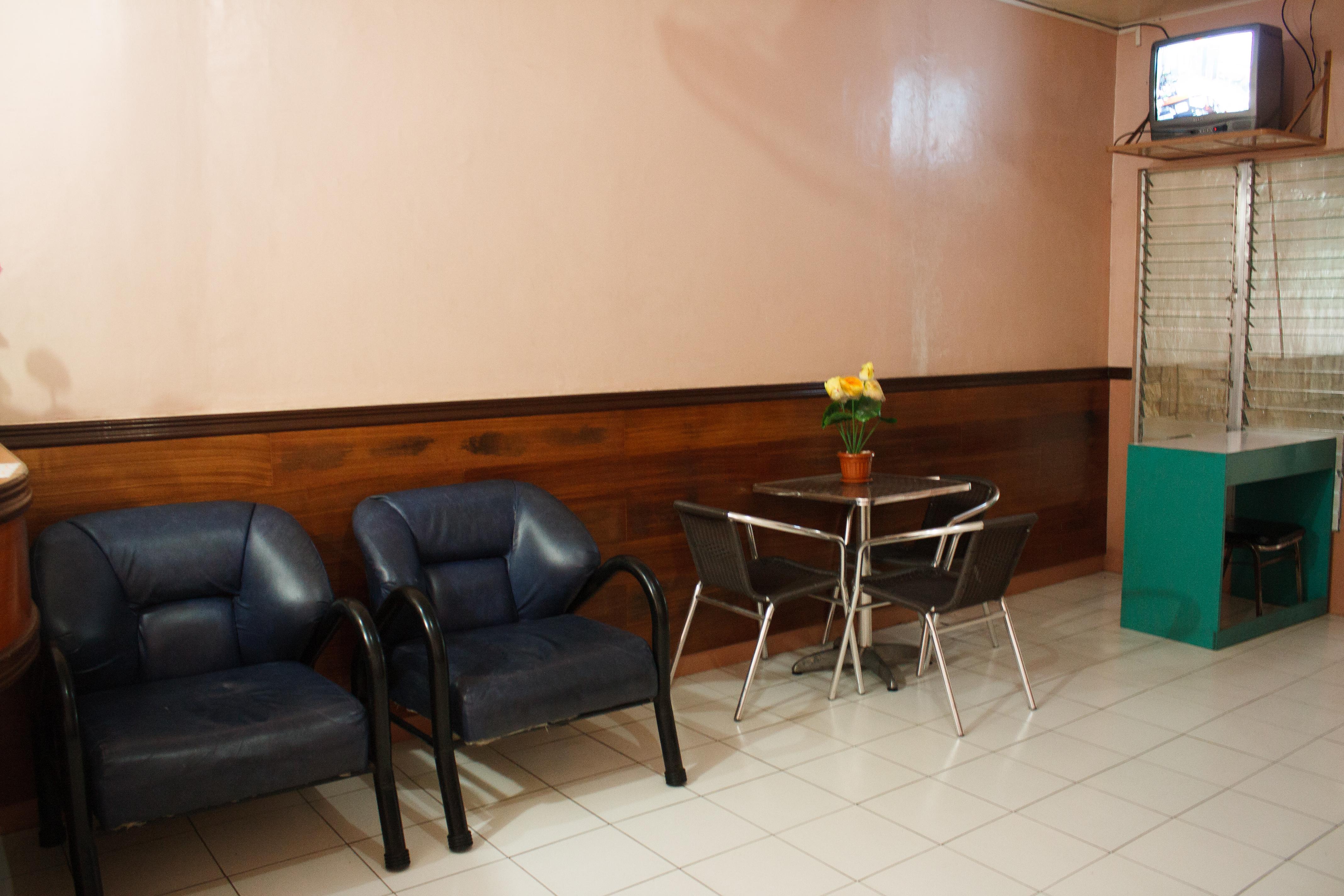 Gv Hotel - Naval Biliran Esterno foto